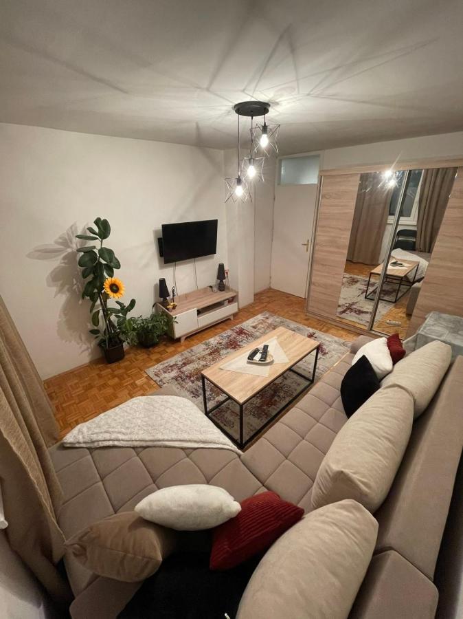 Feel Like Home 塞拉耶佛 外观 照片